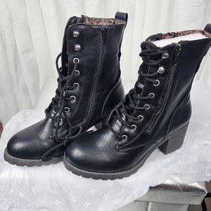 SUN AND STONE WOMEN’S BOOTIES